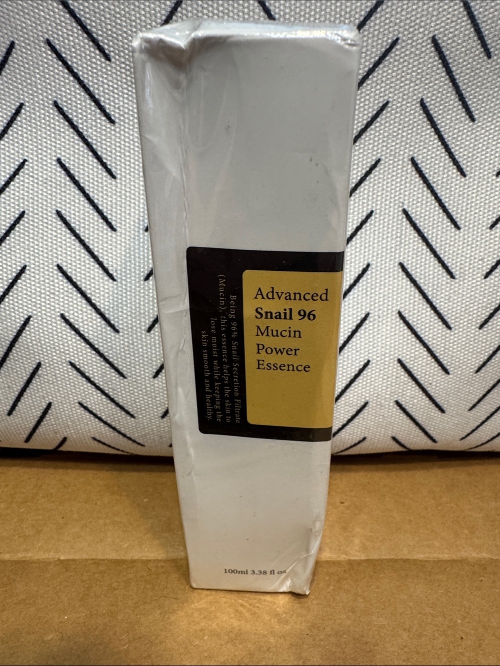 Advanced Snail 96 Mucin Power Essence - box sealed- damaged box